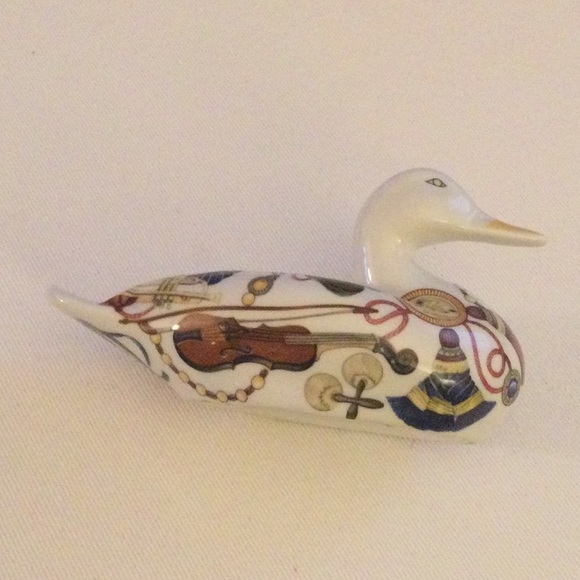 3/$10 | Cardinal Fine Porcelain Duck Figurine - Picture 3 of 9